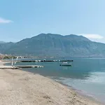Daire Meliti Serenity And Luxury By The Sea